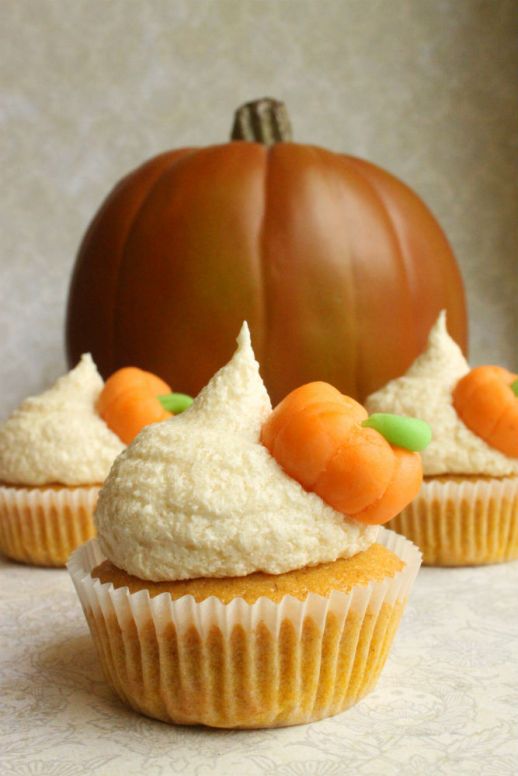 Pumpkin spice cupcakes